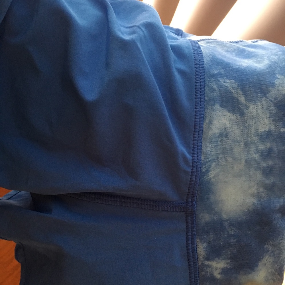 Lululemon shorts size 6. Not faded!